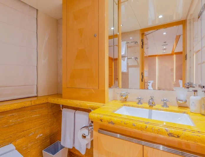 SOUTH - photo 13, SOUTH yacht charter