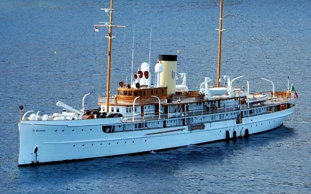SS DELPHINE - classic superyacht for week charter