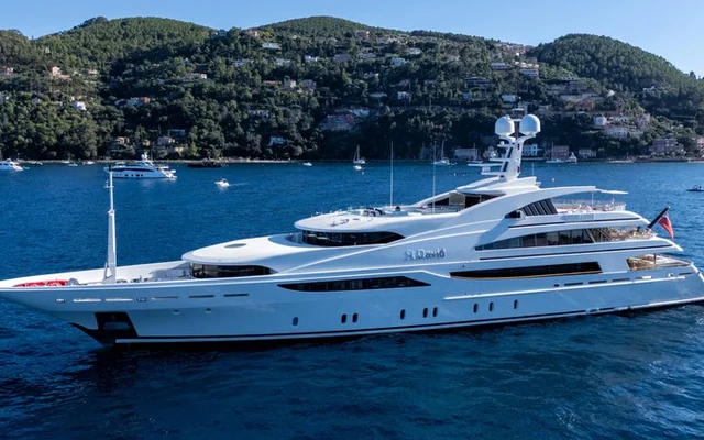 ST DAVID - superyacht for week charter
