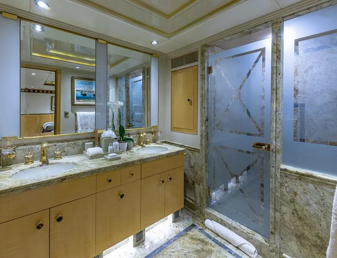 STARSHIP - photo 8, STARSHIP yacht charter