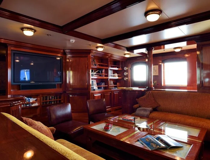 STEEL - photo 3, STEEL yacht charter