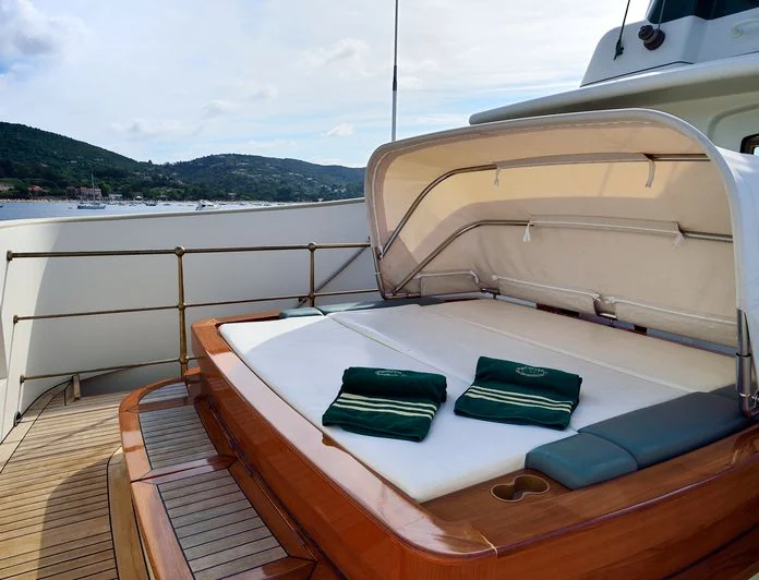 STEEL - photo 12, STEEL yacht charter
