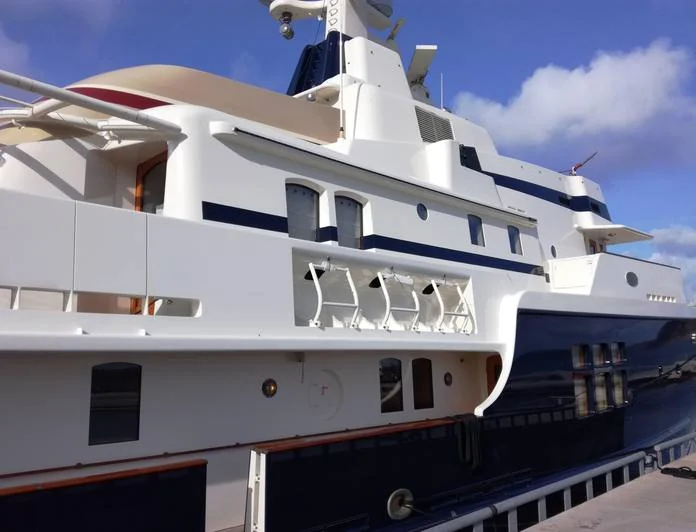 STEEL - photo 15, STEEL yacht charter