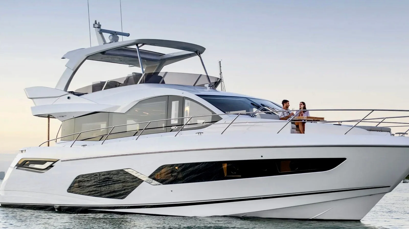 Sunseeker Predator 68 - photo 3 yacht charter Cannes