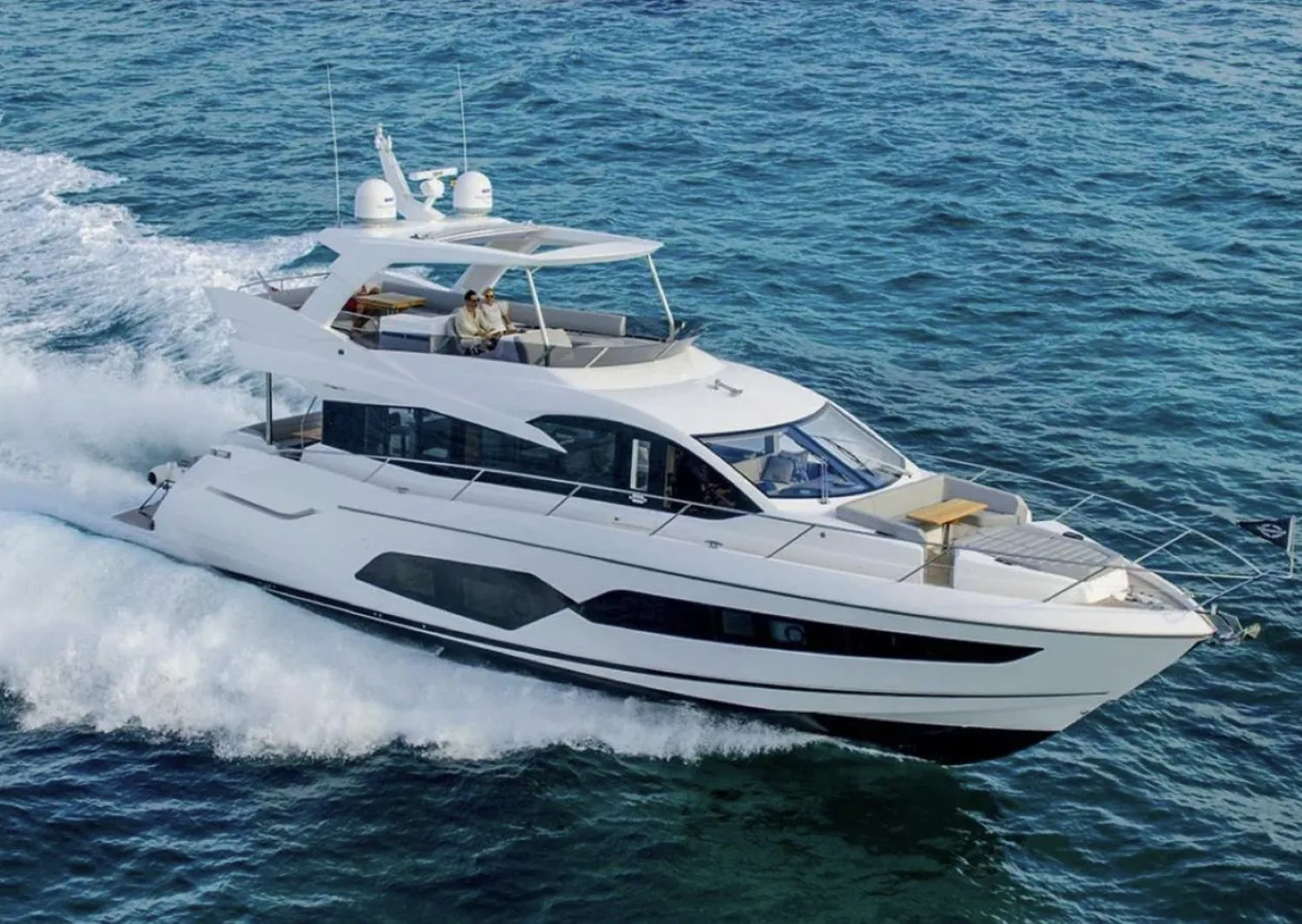 SUNSEEKER 70 - photo 1 yacht charter Cannes