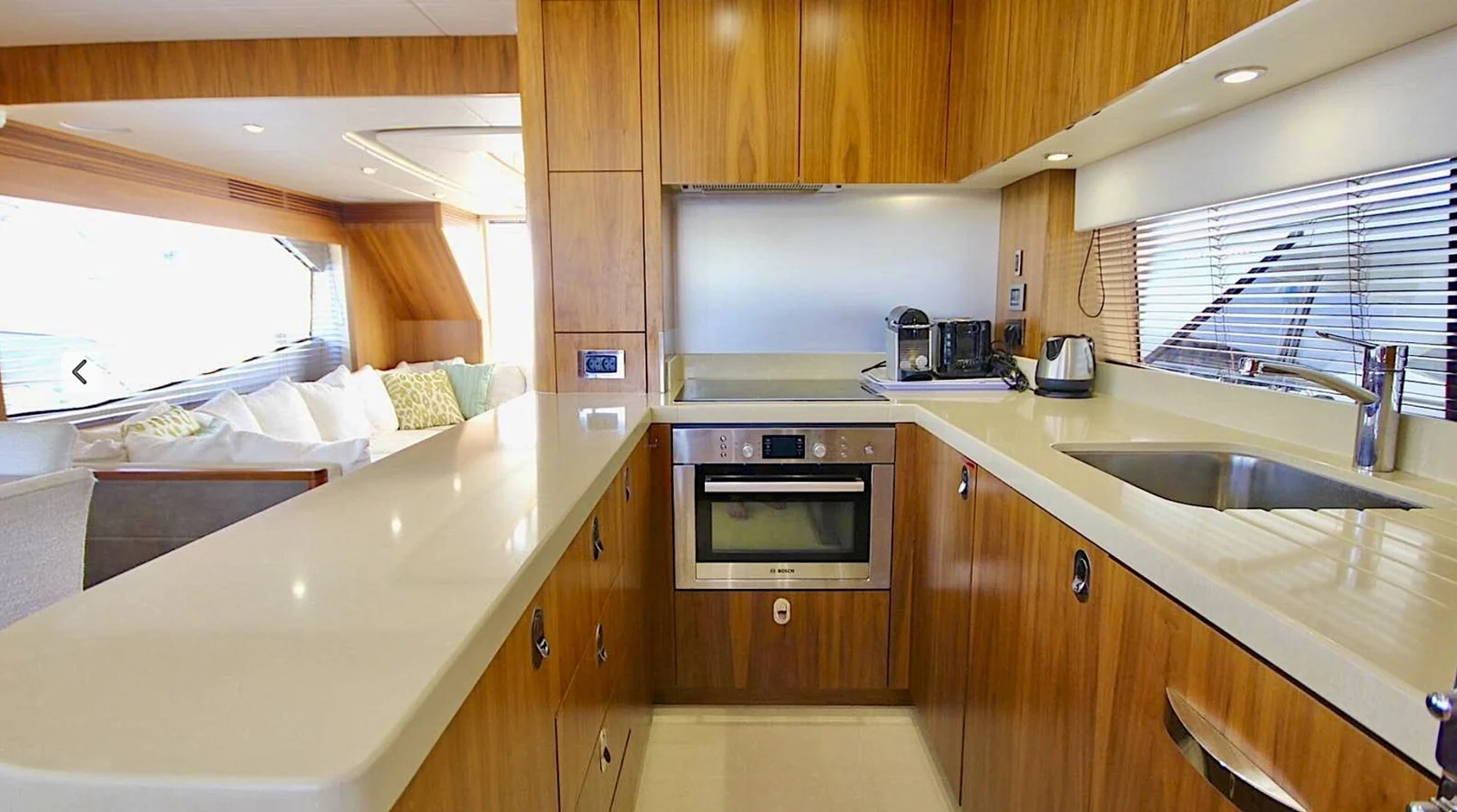 Sunseeker 75 Yacht (SarahLisa) - photo 13 yacht charter Cannes