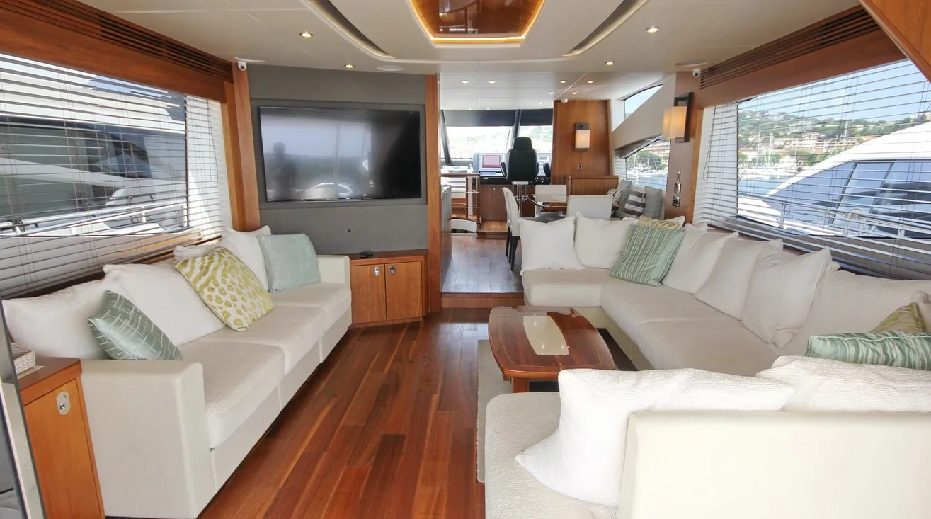 SUNSEEKER 75 - photo 8 yacht charter Cannes