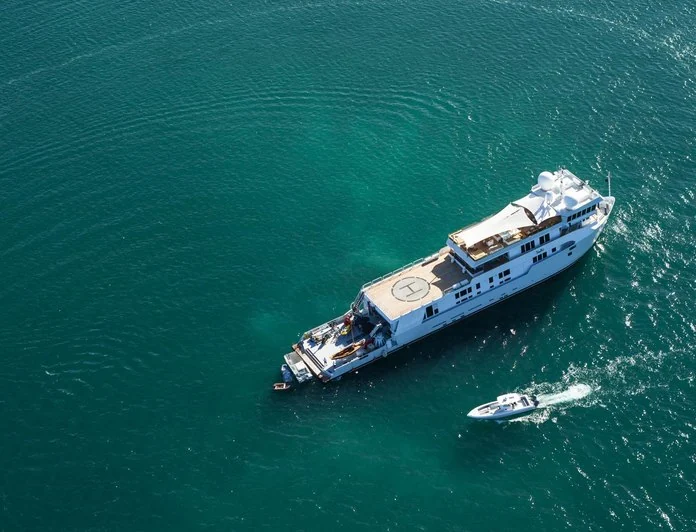 SURI - photo 18, SURI yacht charter