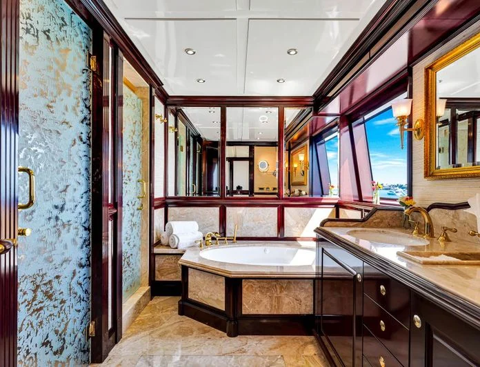 SWEET CAROLINE II - photo 10, SWEET CAROLINE II yacht charter