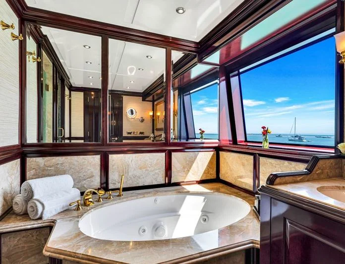 SWEET CAROLINE II - photo 11, SWEET CAROLINE II yacht charter