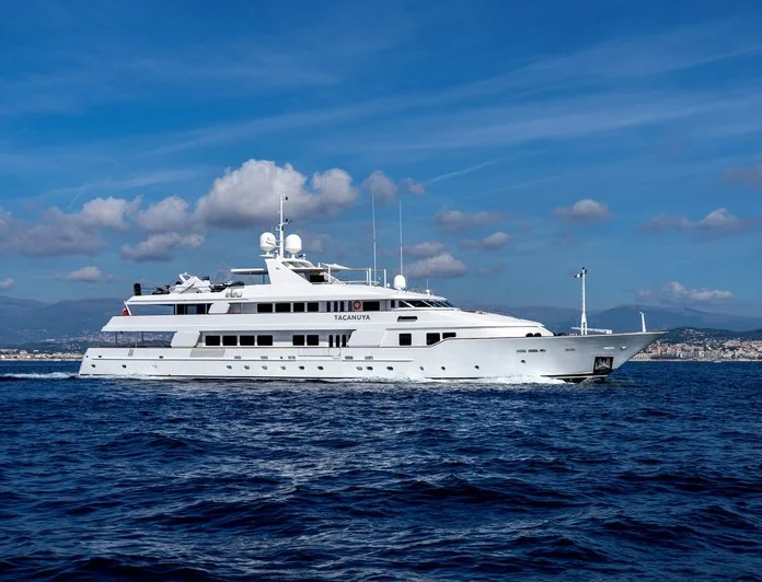 TACANUYA - photo 1, TACANUYA yacht charter