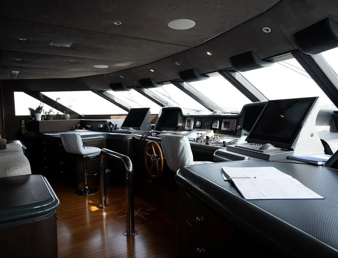 TACANUYA - photo 9, TACANUYA yacht charter