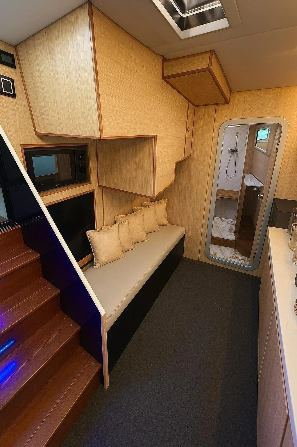 Taliani - photo 13 yacht charter Cannes