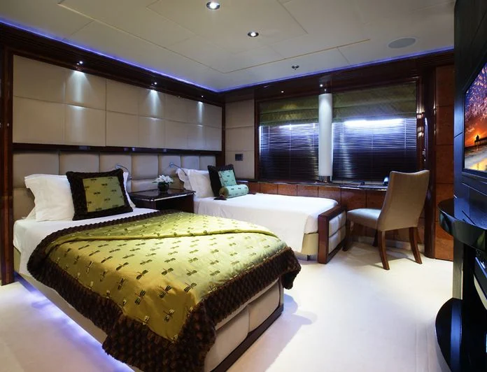 TALISMAN MAITON - photo 14, TALISMAN MAITON yacht charter