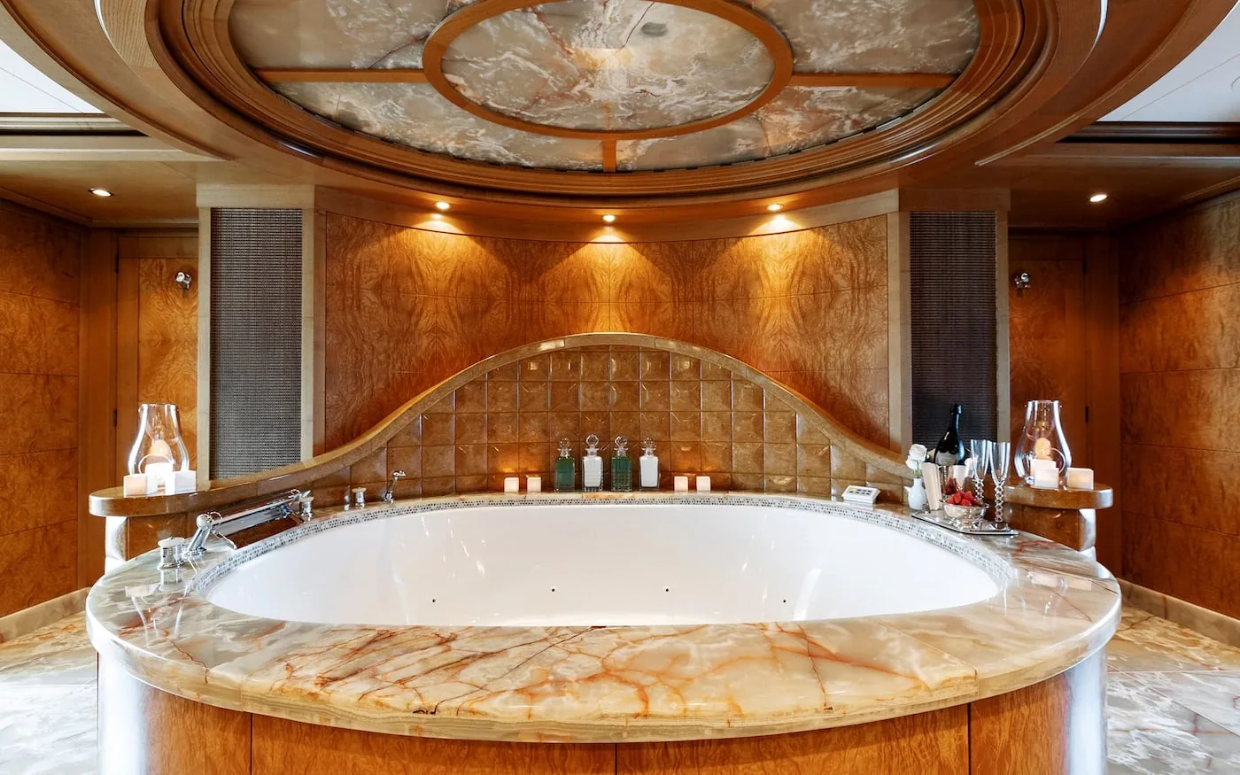 TREEHOUSE - photo 28 yacht charter Cannes