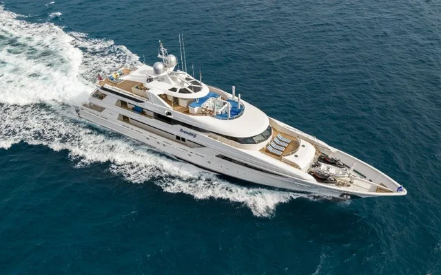 TRENDING - superyacht for week charter