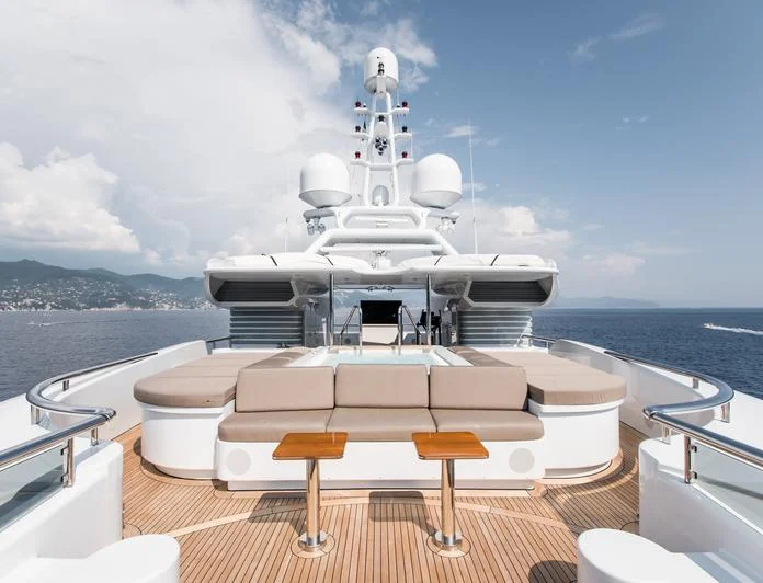 TRIPLE SEVEN - photo 8, TRIPLE SEVEN yacht charter