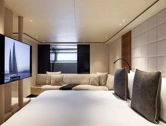 TWIZZLE - photo 4, TWIZZLE yacht charter