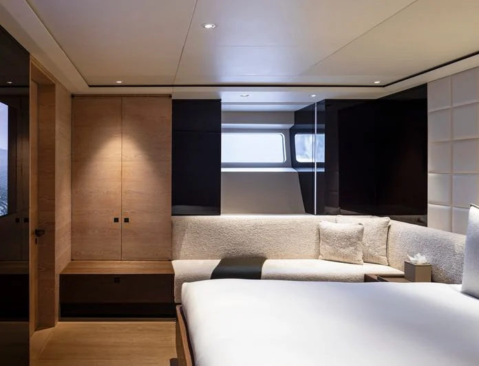 TWIZZLE - photo 5, TWIZZLE yacht charter