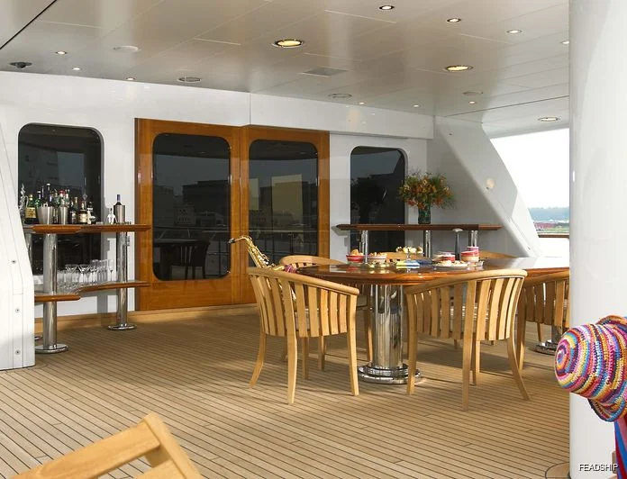 UTOPIA - photo 15, UTOPIA yacht charter