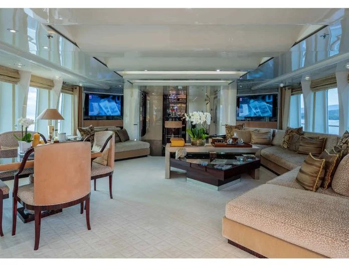 VERA - photo 3, VERA yacht charter