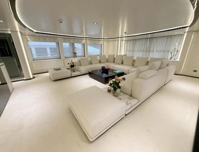 VERTIGO - photo 2, VERTIGO yacht charter