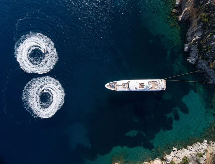 VERTIGO - photo 17, VERTIGO yacht charter