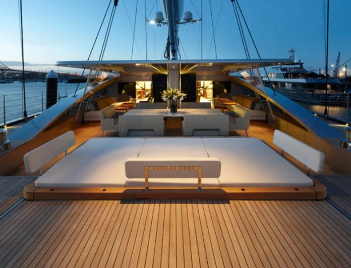 VERTIGO - photo 2, VERTIGO yacht charter