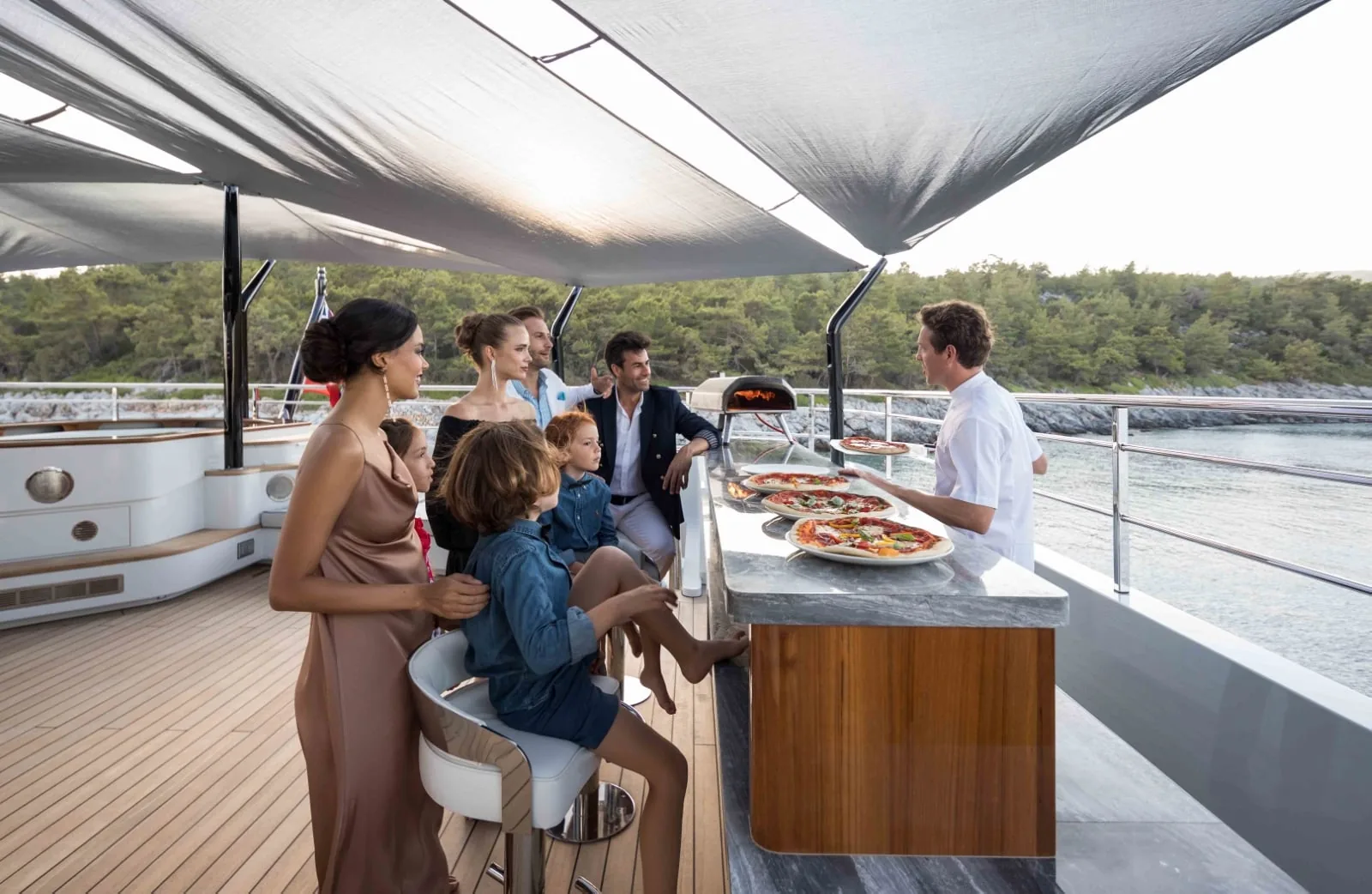 VICTORIOUS - photo 8 yacht charter Cannes