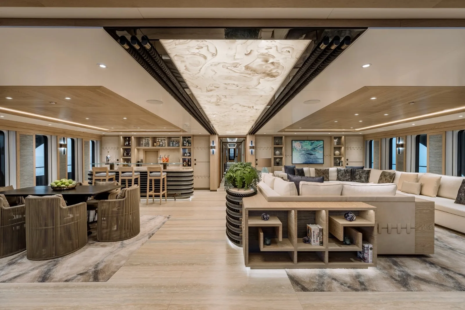 VICTORIOUS - photo 10 yacht charter Cannes