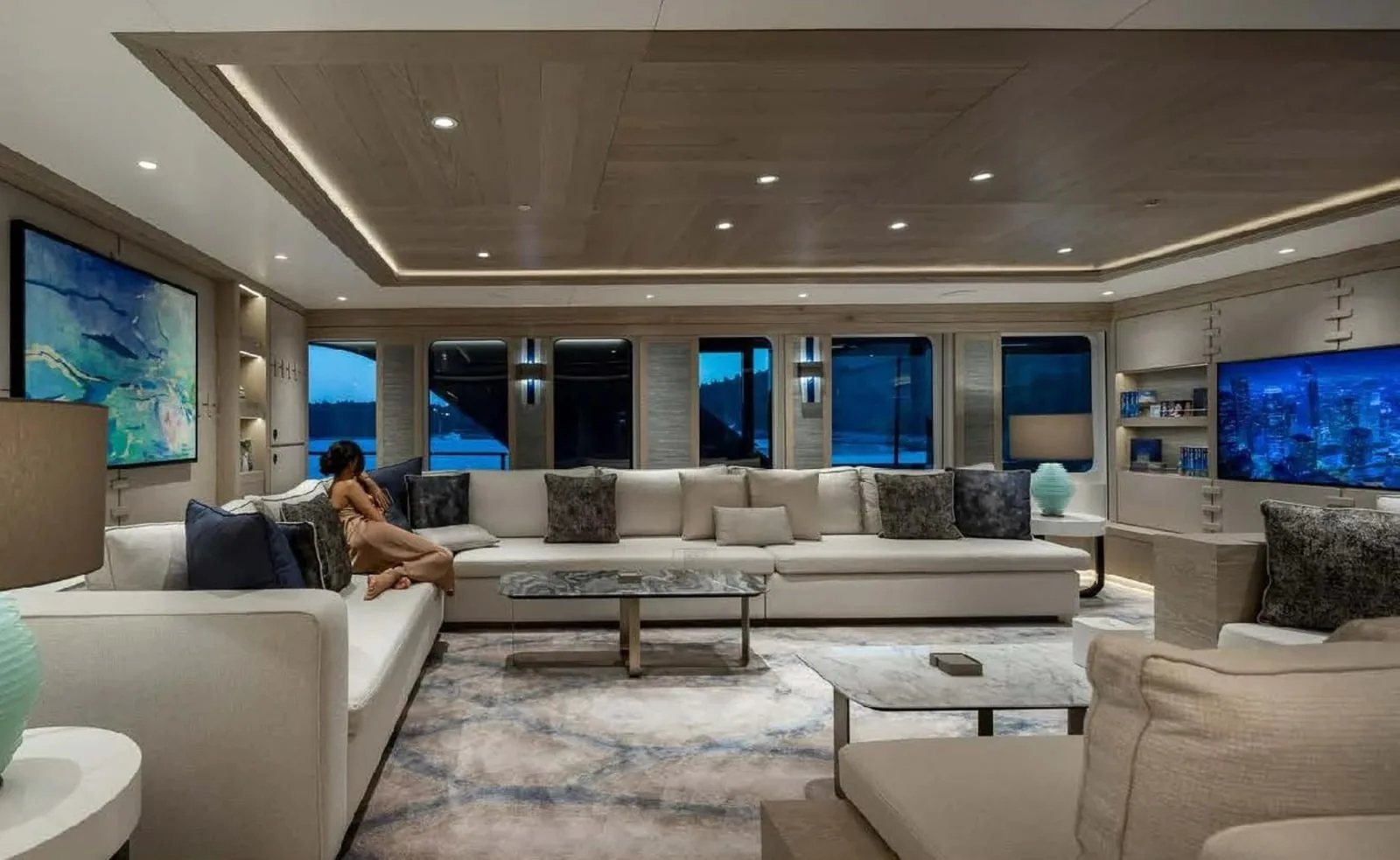 VICTORIOUS - photo 20 yacht charter Cannes