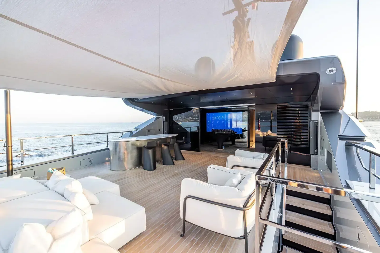 VIRTUOSITY - photo 9 yacht charter Cannes