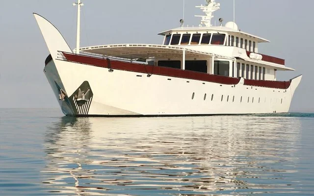 WARSAN - superyacht for week charter