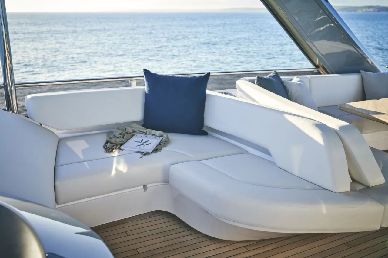 WILJIM V - photo 8 yacht charter Cannes