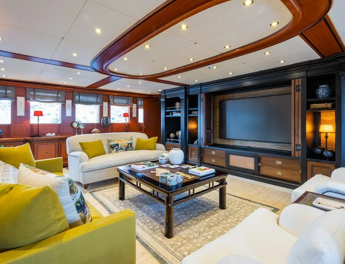YAZZ - photo 2, YAZZ yacht charter