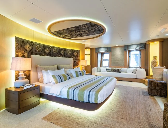 YAZZ - photo 6, YAZZ yacht charter