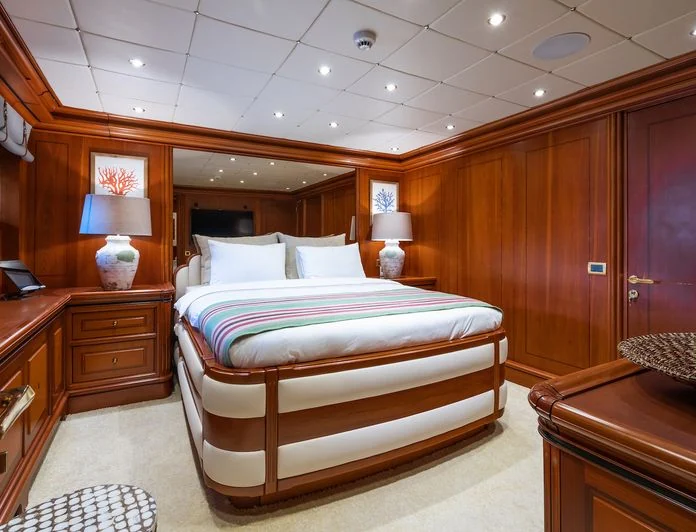 YAZZ - photo 10, YAZZ yacht charter