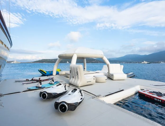 YAZZ - photo 17, YAZZ yacht charter