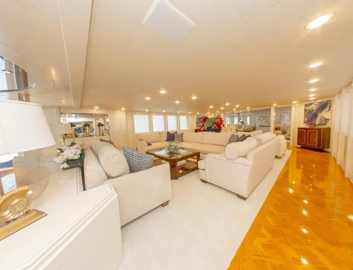 YCM FIFTY - photo 6, YCM FIFTY yacht charter