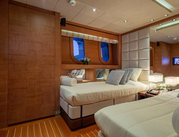 ZALIV III - photo 10, ZALIV III yacht charter
