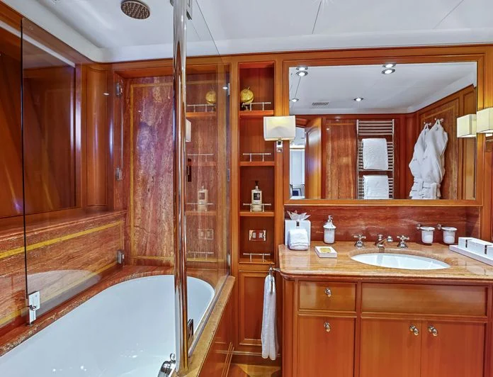 ZENJI - photo 8, ZENJI yacht charter