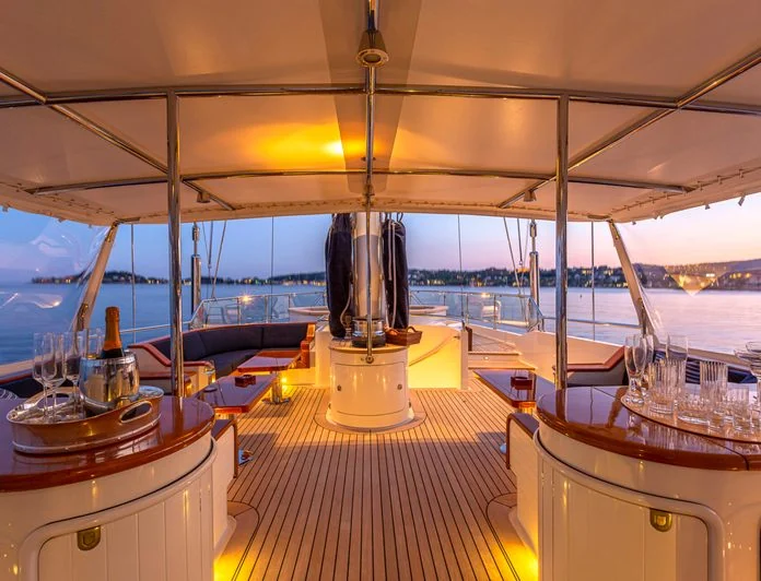ZENJI - photo 16, ZENJI yacht charter