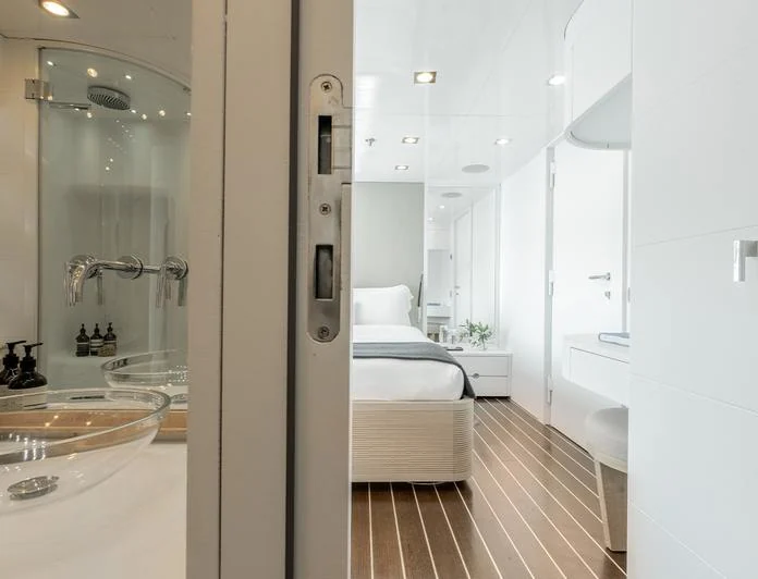 ZIA - photo 13, ZIA yacht charter